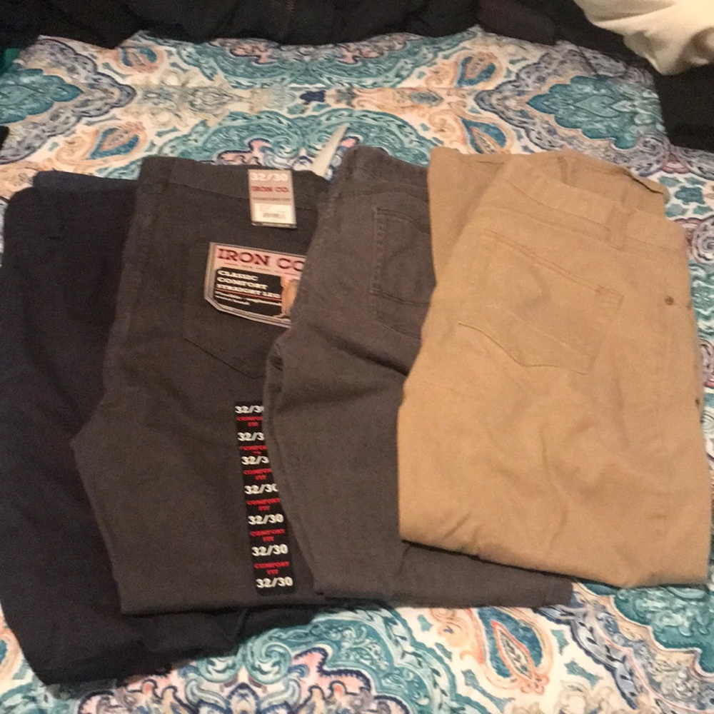 Bundle of 4 pants